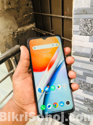 VIVO Y 18